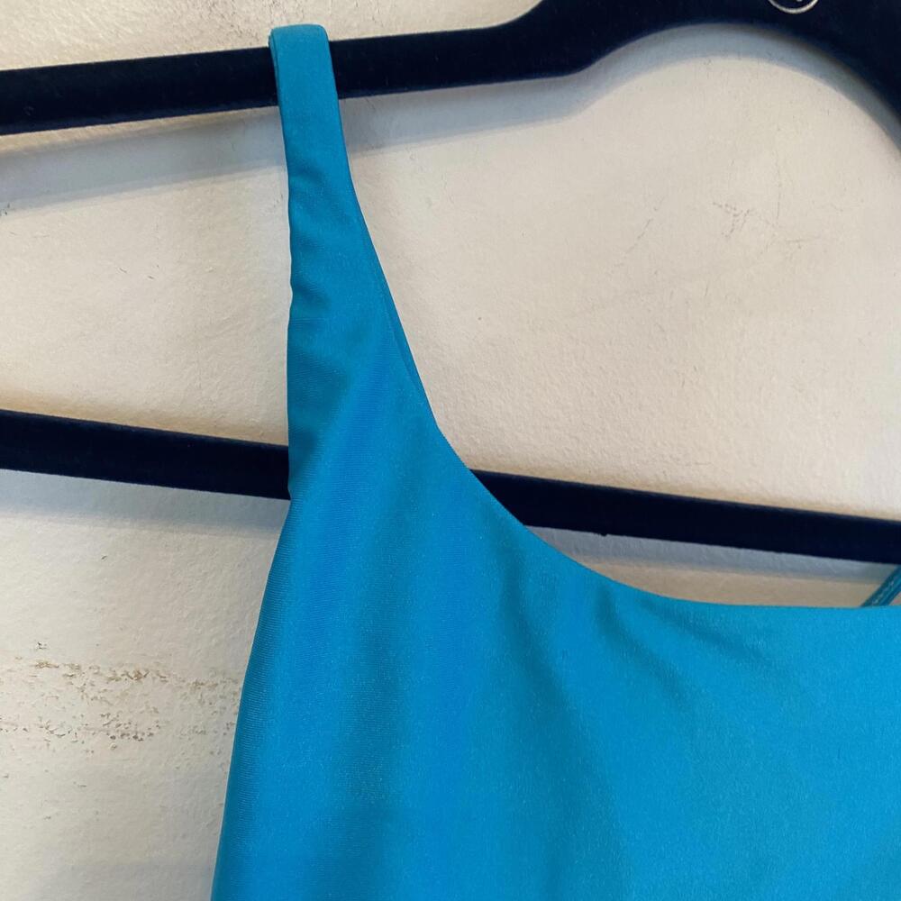 SUPERDOWN bright blue asymmetric crop top sz M - Picture 5 of 5